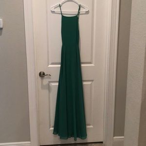 Lulu’s green polyester maxi dress